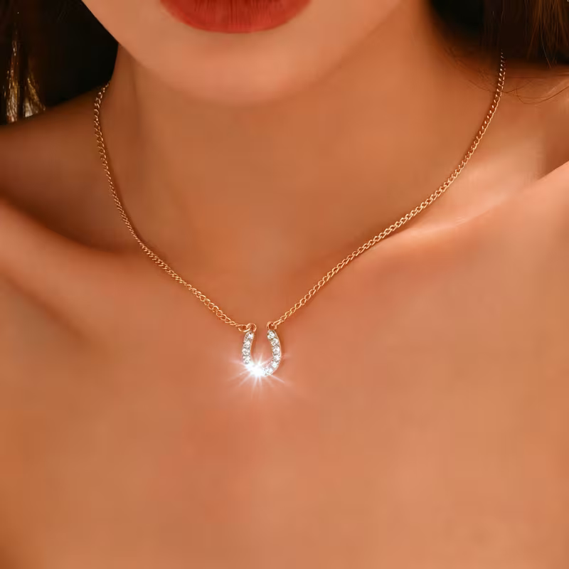 1pc Classic Simple Rhinestone Horse Shoe Pendant Chain Necklace